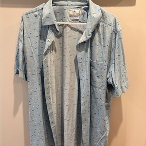 Southern Tide Blue Fish Pattern Shirt